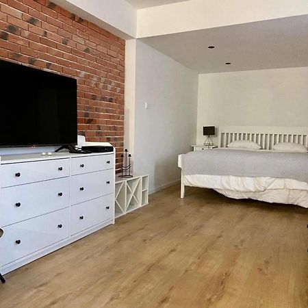 Brick Apartment Zilina Exterior photo